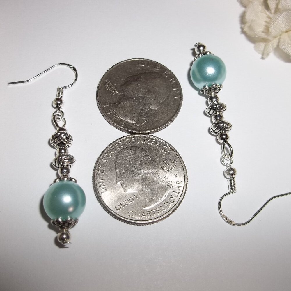 Silver and Blue Pearl Earrings Drop Dangle Woman Set Pair Jewelry Gift D379 - Picture 3 of 5